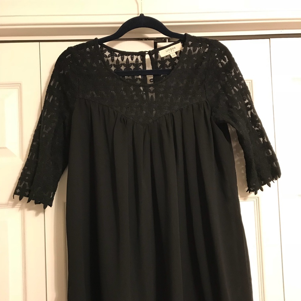 Black Umgee Shift Dress